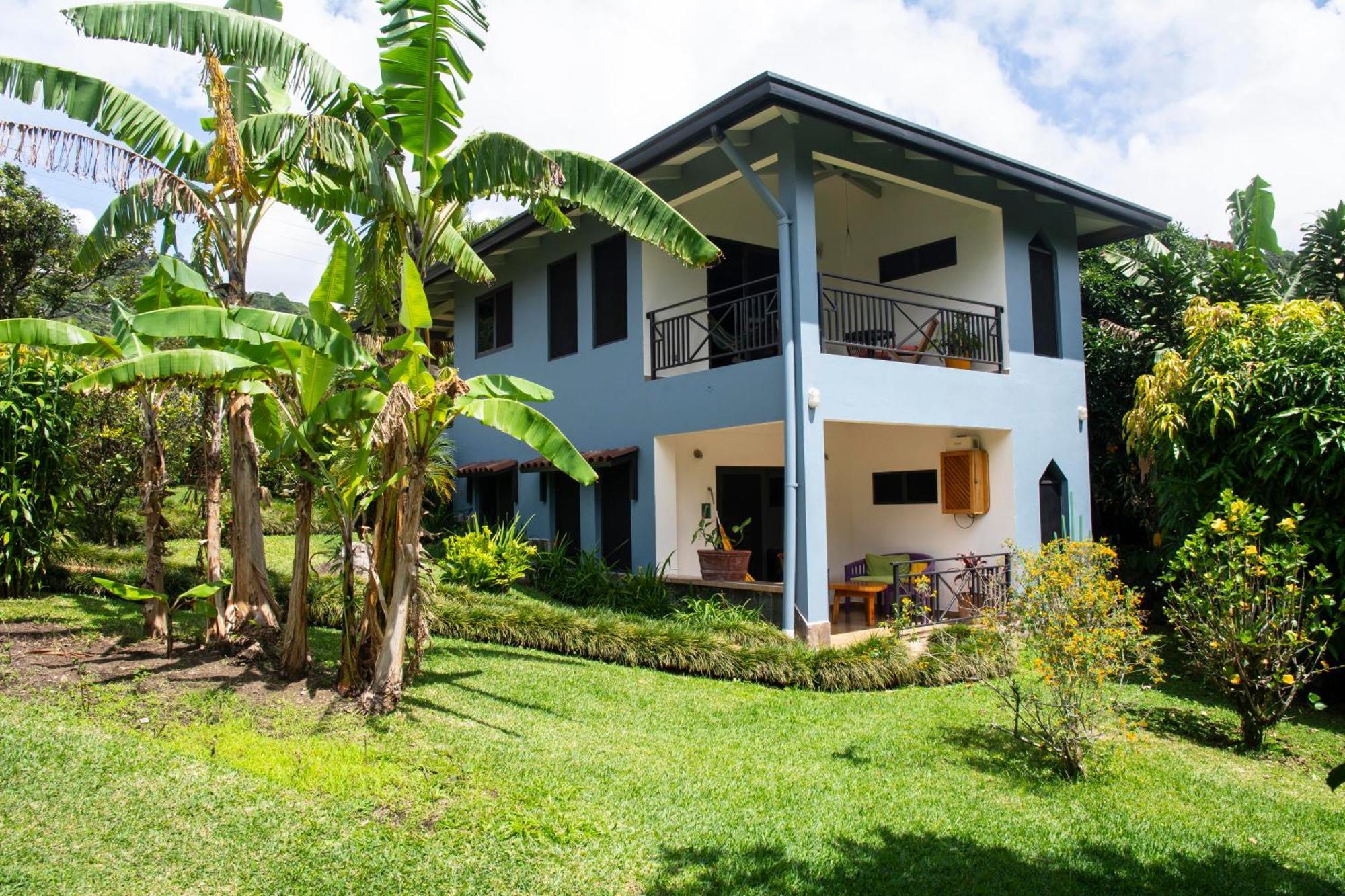 Hotel Isla Verde Boquete Exterior photo